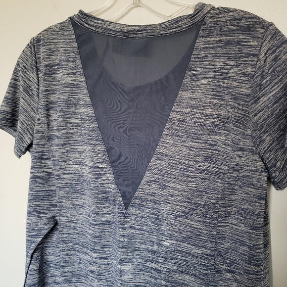 Athleta Utopia tee - Picture 6 of 8